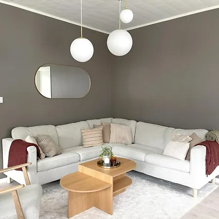 Nyrenovert Med 3 Soverom I Sentrum Apartamento Odda