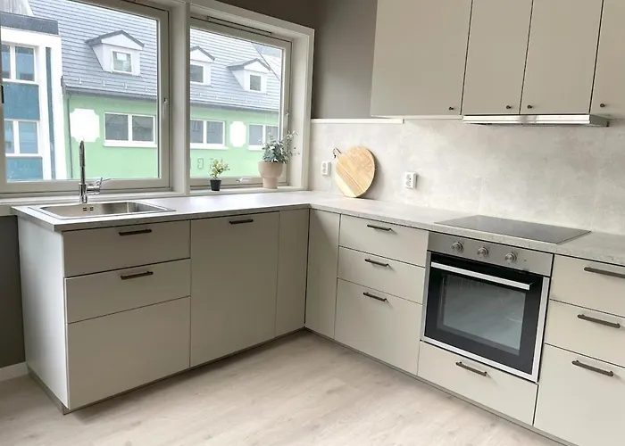 Nyrenovert Med 3 Soverom I Sentrum